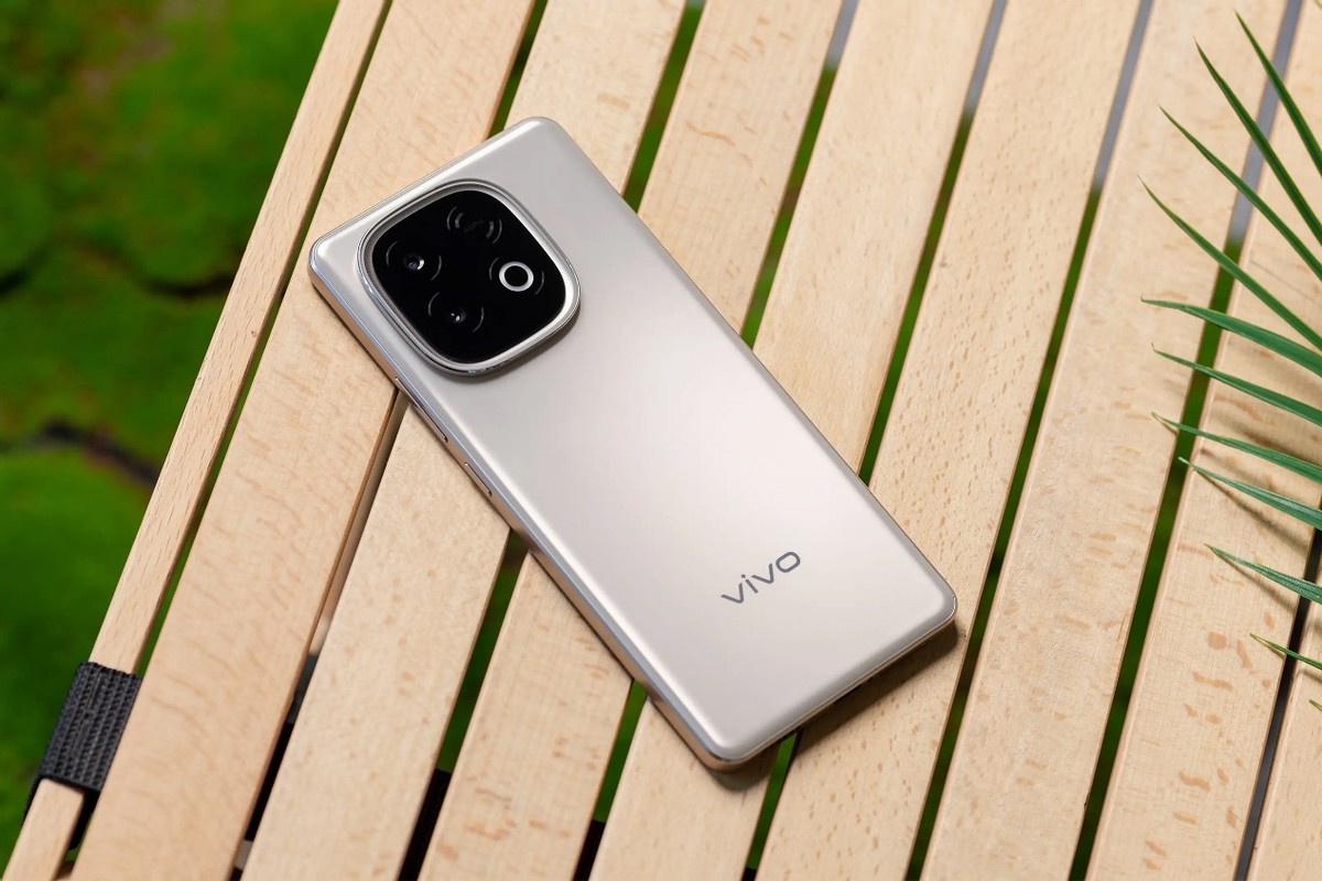 真的是单纯换壳吗?细说iQOO Z10 Turbo和vivo Y300GT六大区别