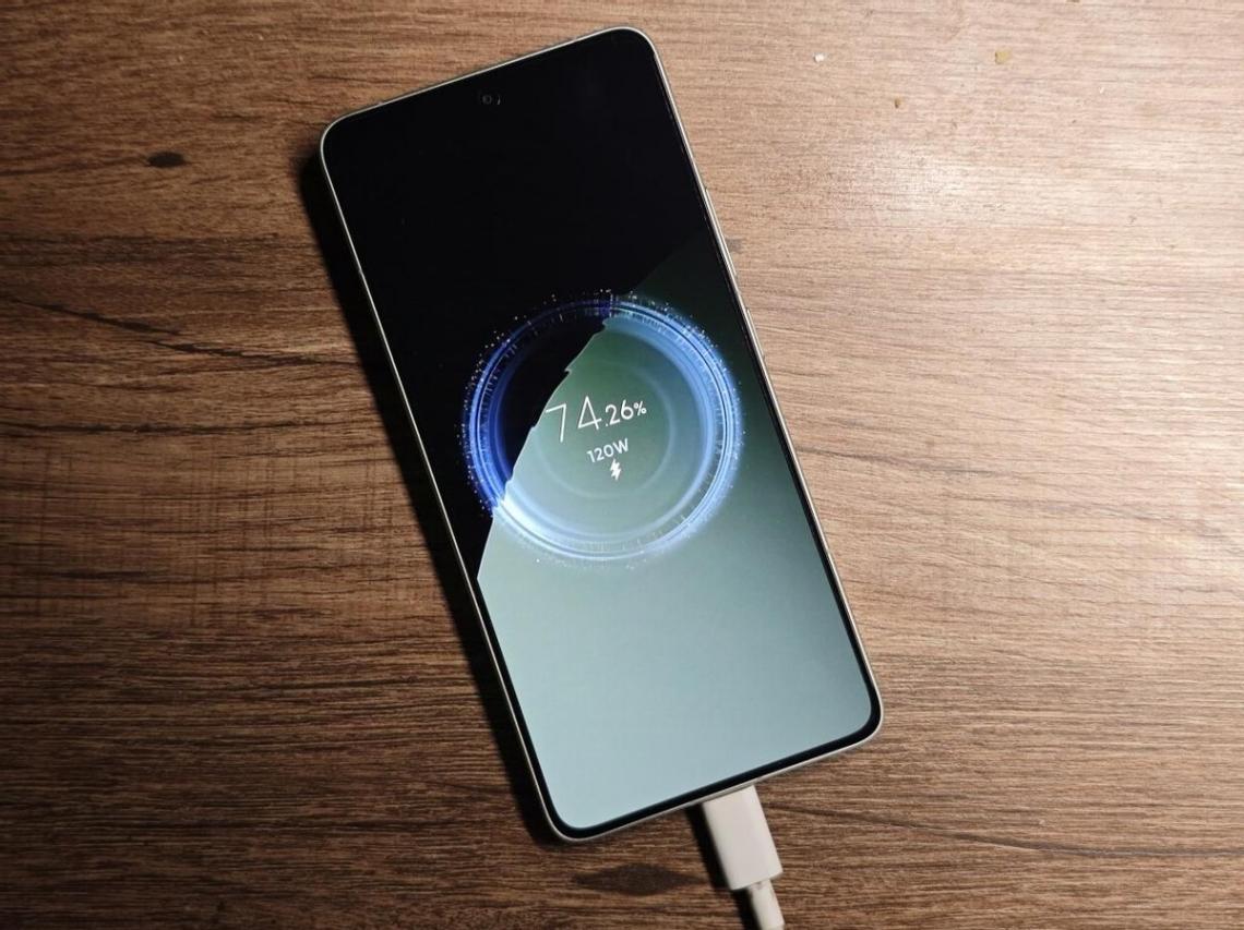 7400mAh!红米K80至尊版来了:性能续航双王炸